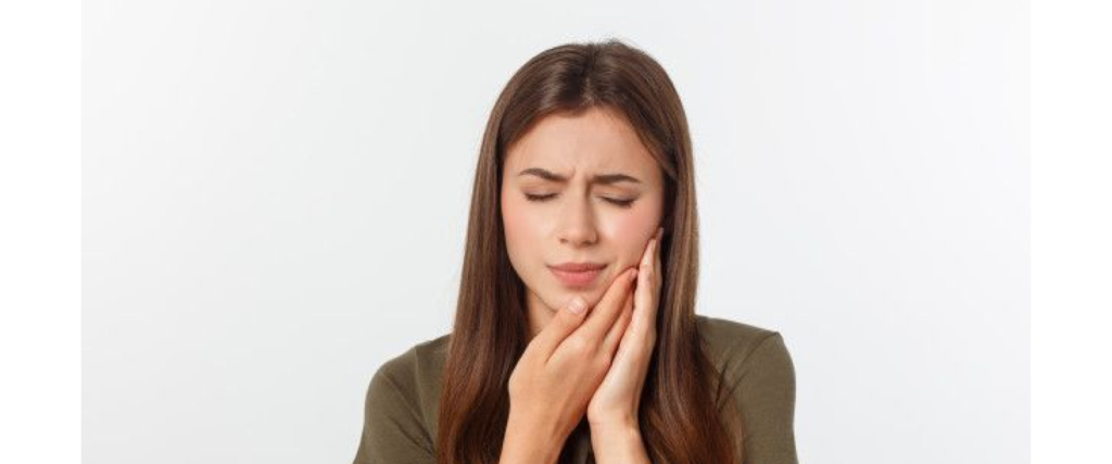 Root Canal vs Tooth Extraction